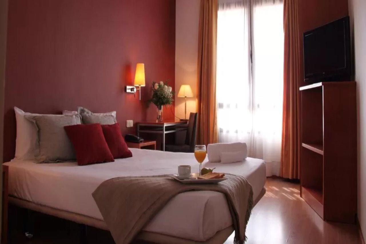 Th Boadilla Hotel Boadilla del Monte Buitenkant foto